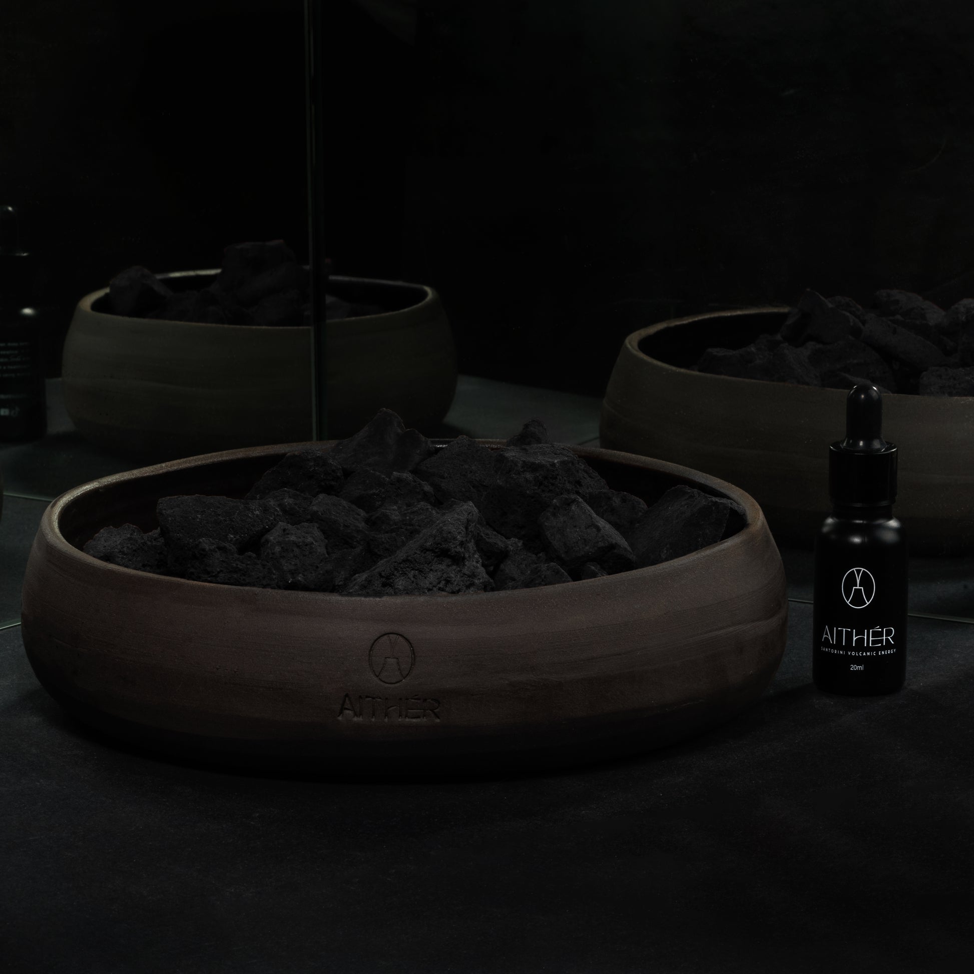 Centerpiece ceramic lava stone diffuser for hotel reception or spa